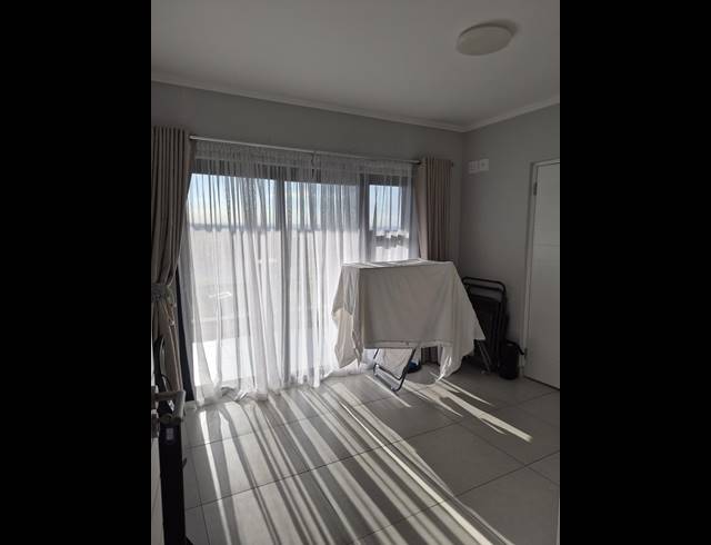 2 BEDROOM APARTMENT FOR SALE IN UMHLANGA RIDGE